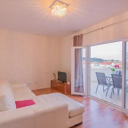 Apartamento Sara I Klara